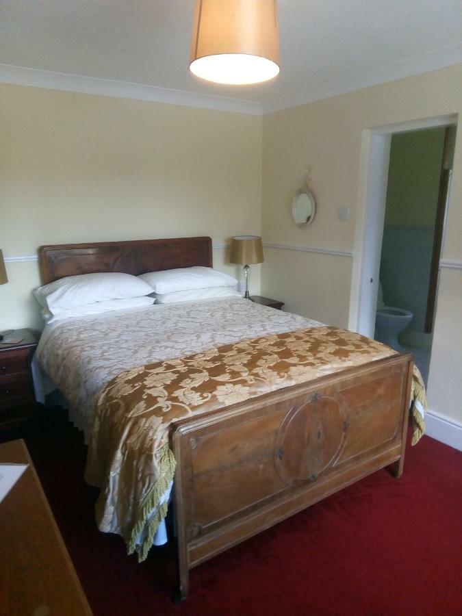 Fuchsia House Bed And Breakfast Connemara Renvyle Εξωτερικό φωτογραφία